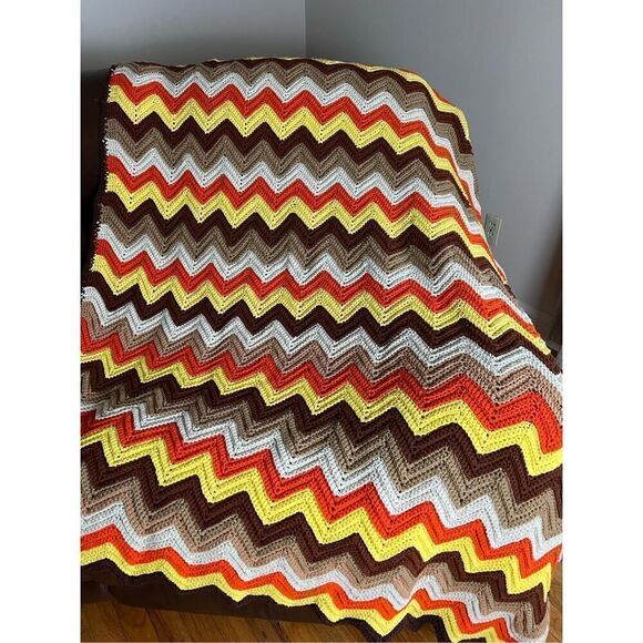 Vintage 1970s Afghan Blanket Throw - Picture 1 of 3